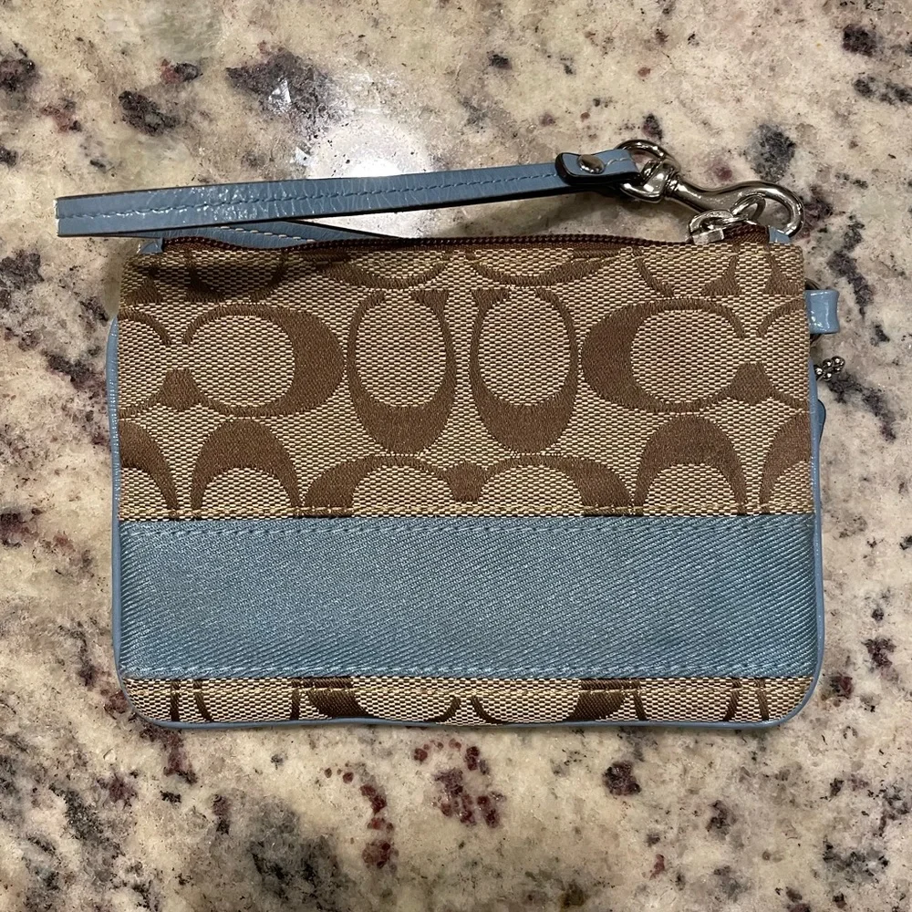 COACH Wristlet - Picture 2 of 3